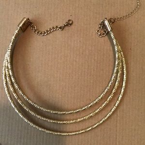 Three ringed necklace